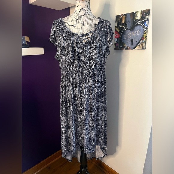 Torrid Plus Size Short Sleeve Dress NET - Picture 1 of 10